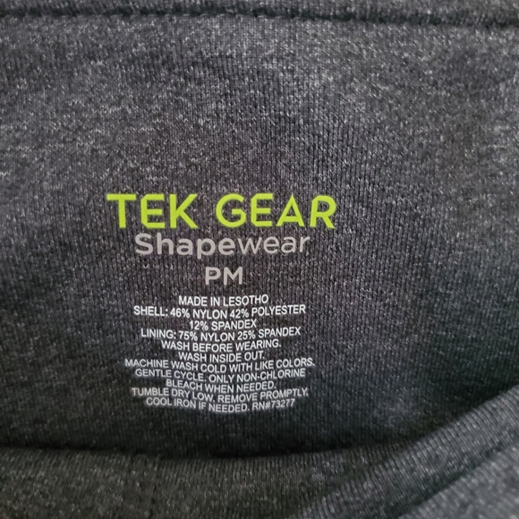 NWT TEK Gear Shapeware High Rise Bootcut Size PM - Picture 3 of 5